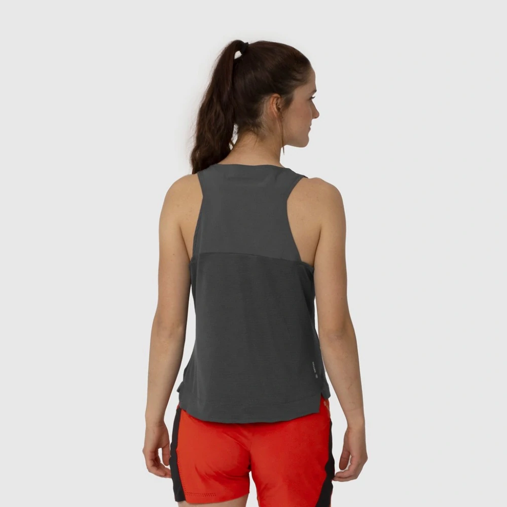 Dámské triko Salewa PEDROC DRY HYBRID TANK TOP Onyx